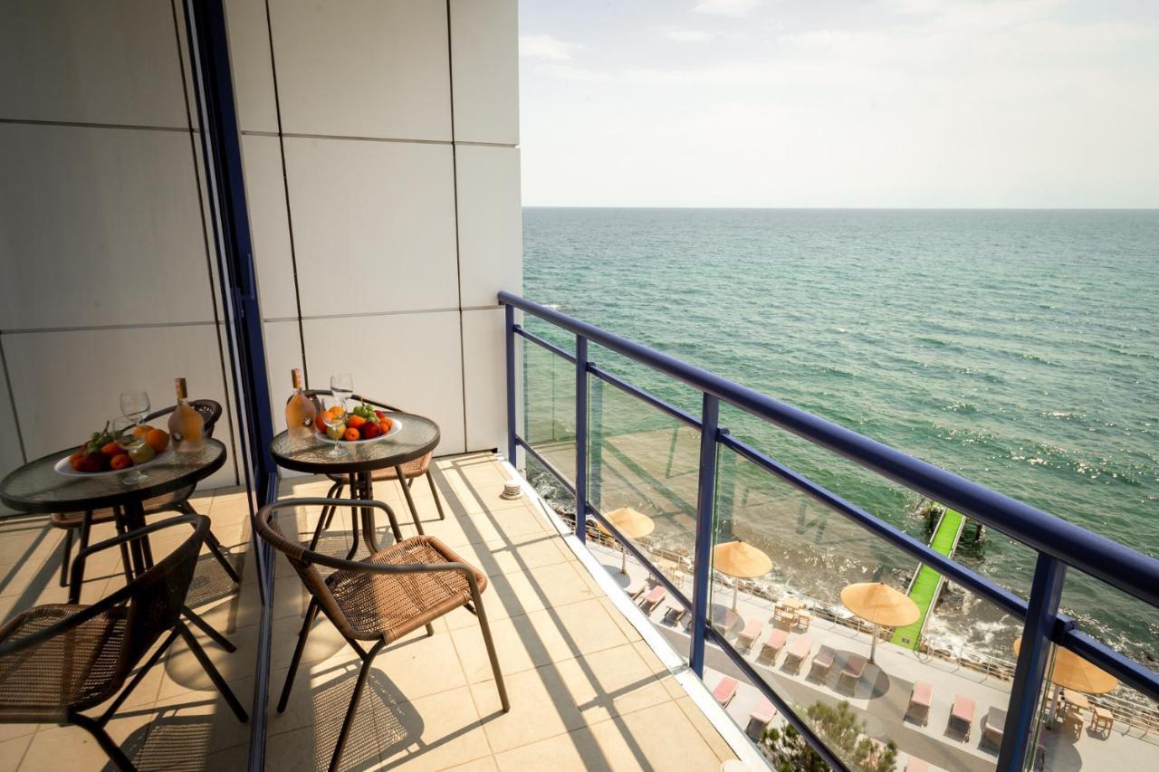Maristella Marine Residence Odessa Eksteriør bilde